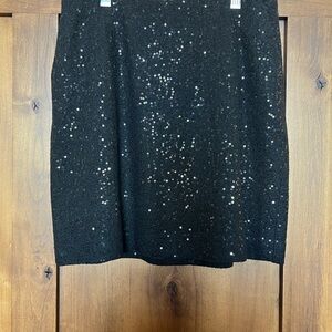EUC Ann Taylor Black Sequin Mini Skirt 2P